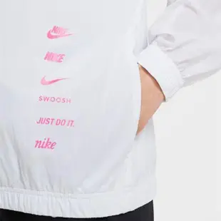 【NIKE 耐吉】外套 女款 運動外套 風衣外套 NSW Swoosh 白粉 DA0981-100