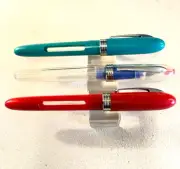 1 New/Vintage Sheaffer School fountain Pen FINE nib + Cartridge New condition