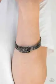 Paparazzi Bracelet -Full Revolution- Black - Bangle