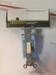 Leviton 15 Amp 1203-LHI 3 Way Lighted Toggle Switch Free Shipping