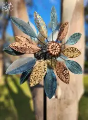 LACE DAISY WIND SPINNER