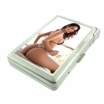 London UK Pin Up Girls D9 Cigarette Case with Built in Lighter Metal Wallet
