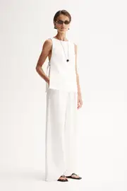 Isabella Top White Size 4 | Elka Collective