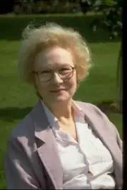Joan Sanderson best known as Mrs Richards in the Fawlty Tower 1987 TV OLD PHOTO