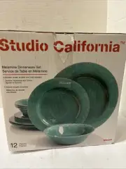 Mauna Melamine Dinnerware Service for 4 (12pc), Green