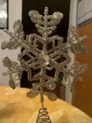 Vintage Silver Beaded Metal Sparkle Star Snowflake Round Tree Topper Very Rare
