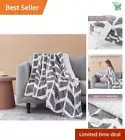 Soft Geometric Pattern Sherpa Throw Blanket, 115°F Heat & 3-Hour Auto Shut Off