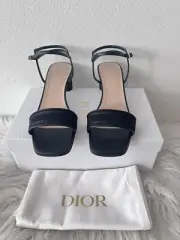 NIB Christian Dior DWAY Logo Heeled Slide J’adior Miss Or C’est Sandal Mule 39.5