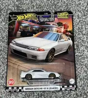 2024 Hot Wheels Nissan Skyline GT-R R32 White Boulevard #99 Premium