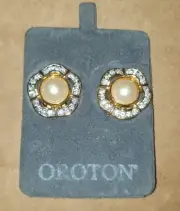 Oroton Pearl Earrings *FREE POSTAGE*