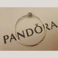 在飛比找蝦皮購物優惠-飾品 潘朵拉 正貨 PANDORA 硬手環 19CM 手鍊 