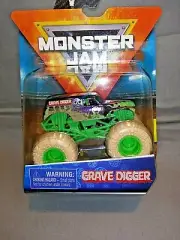 MONSTER JAM GRAVE DIGGER 1:64 SCALE DIECAST SERIES 11 WITH POSTER SPIN MASTER