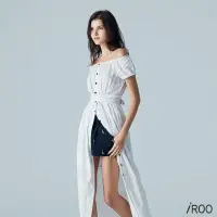 在飛比找momo購物網優惠-【iROO】一字領排扣腰綁帶短袖長洋裝