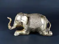 在飛比找Yahoo!奇摩拍賣優惠-[銀九藝] 早期老件 銅雕大象 太平有象 吉祥擺飾