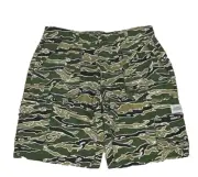 BooHoo Man Relaxed Woven Camo Cargo Shorts Green Size 28