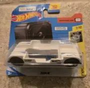 Hot Wheels Experimotors 2018 Zoom In Camera Car GoPro 341 White 7/10 Sealed