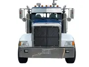 Peterbilt 385 & 357 / 377 Sloped Hood Heavy Duty Quilted Winter Front
