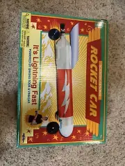 Scientific Explorer Rocket Car Science Kit, Powered by Baking Soda & Vinegar NIB