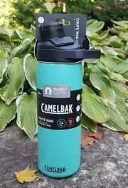 Genuine Camelbak Chute Mag Vacuum Insulated Water Bottle, 20oz, Coastal, New
