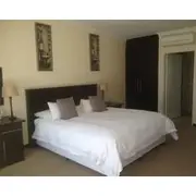 The Lazy Grape Guest Lodge & Spa