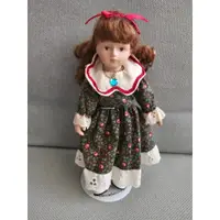 在飛比找蝦皮購物優惠-Russ Berrie Porcelain Doll Of 