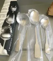 New Oneida Sandhurst Serving Set