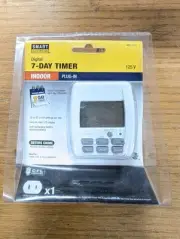 Digital Indoor Timer 7 Day Plug In 125 V Smart Electrician 368-1723