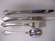 Lakewood (Stainless) by ONEIDA SILVER - 2 Knives, Frok & Teaspoon