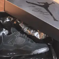 在飛比找蝦皮購物優惠-Jordan 4代 全黑