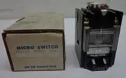HONEYWELL MICRO SWITCH RYCA20 MICROSWITCH MODEL "B" RELAY 600 V VOLT 10 A AMP