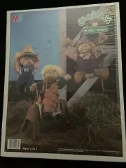 1984 Cabbage Patch Kids 25 piece Frame Tray Puzzle Milton Bradley