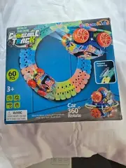 Glow In The Dark Changeable Track, A 60 Piece Flexible Race Car Track Set, NEW