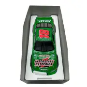 NASCAR Bobby Labonte #18 Interstate Batteries 2001 Pontiac 1:24