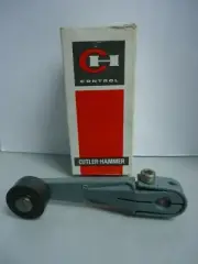 New Cutler Hammer E50KL547 Limit Switch Roller Arm NIB