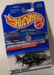 Propper Chopper Helicopter Aircraft Hot Wheels 1999-950 Street Art Retired