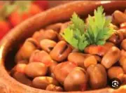 Beans with a delicious and wonderful taste:fava beans,fava beans,3 boxesفول زلوم
