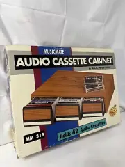 NEW MUSICMATE AUDIO CASSETTE STORAGE CABINET HOLDS 42 CASSETTES MM 319 VINTAGE