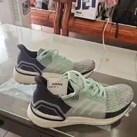 在飛比找蝦皮購物優惠-Adidas ultraboost 19