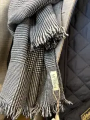 mens cashmere scarf italy, 75x28, woven on both sides, black and white pattern