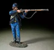 BRITAINS CIVIL WAR UNION 31352 UNION FEDERAL IRISH BRIGADE STANDING FIRING RIFLE