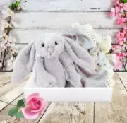 Snuggle bunny newborn gift box in GREY