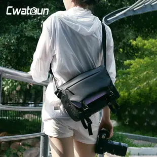 相機背包 相機包 卡登斜挎單反相機包 男款微單斜挎包 單肩便攜二代多功能防水相機包