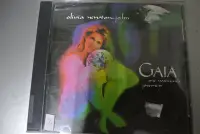 在飛比找Yahoo!奇摩拍賣優惠-CD ~Olivia Newton-John 奧莉薇亞紐頓強