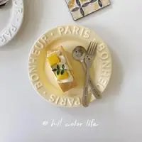 在飛比找ETMall東森購物網優惠-ins復古風paris浮雕字母平盤陶瓷餐盤早餐盤甜品耐高溫家