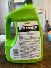 ultrashield green one gallon rtu natural insect repellent for horses and dogs