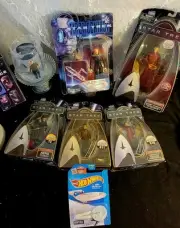 Star Trek 2009 Action Figures Lot Galaxy Warp 1996 First Contact 7 Pc Lot! NIB