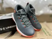 Under Armour BGS Lockdown 3 Youth Basketball Sneakers Sz 12K Grey NEW!