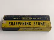 NEVER USED ANTIQUE BARBER SHOP NORTON TWO SIDED RAZOR SHARPENING HONE STONE