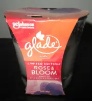 Glade Candle Limited Edition Rose & Bloom, 3.4oz NEW
