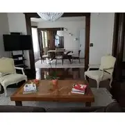 Spacious 2 Bedroom Apartment Close To Yale Bowl